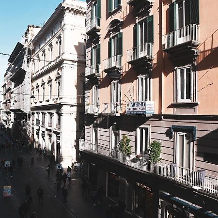 Pagina Storica Di Napoli Apartment Bagian luar foto