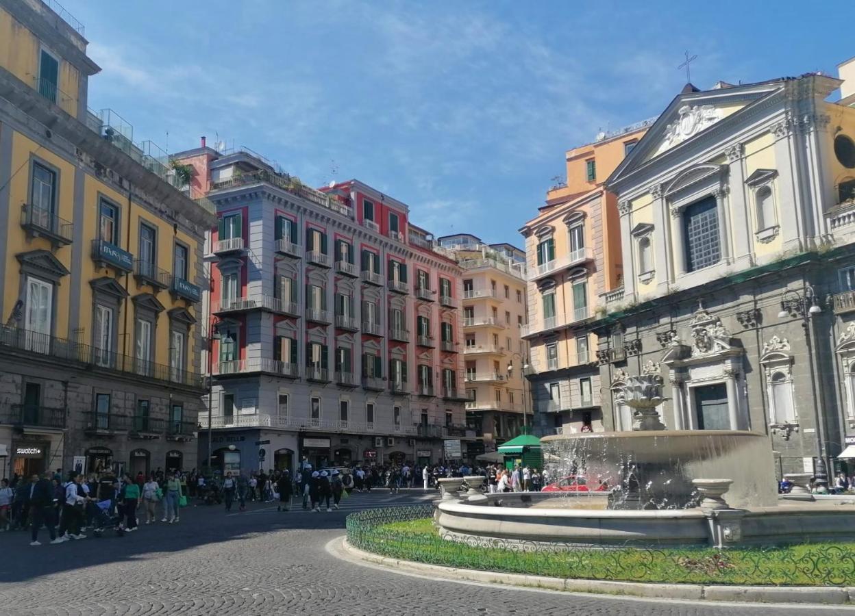 Pagina Storica Di Napoli Apartment Bagian luar foto