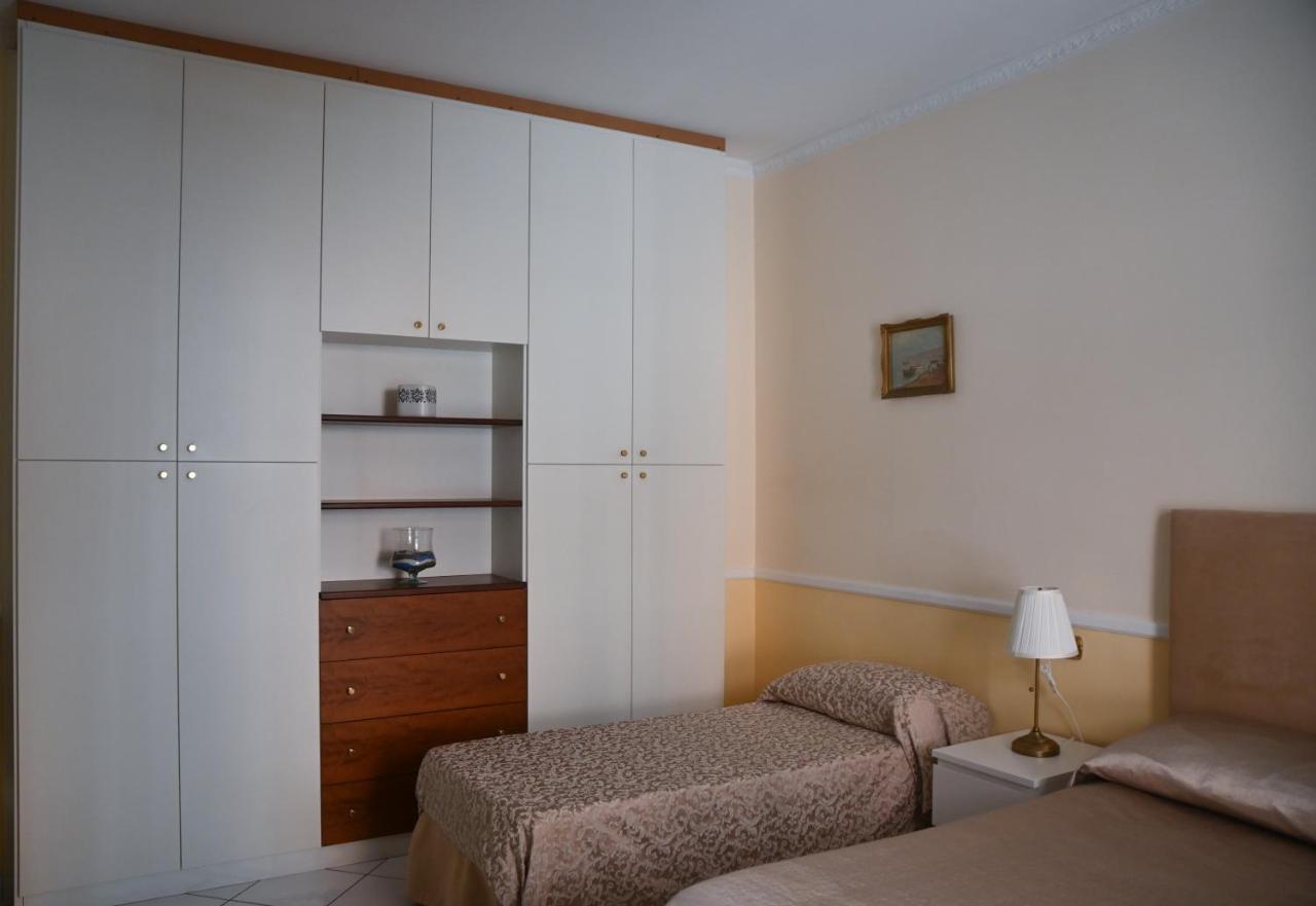 Pagina Storica Di Napoli Apartment Bagian luar foto