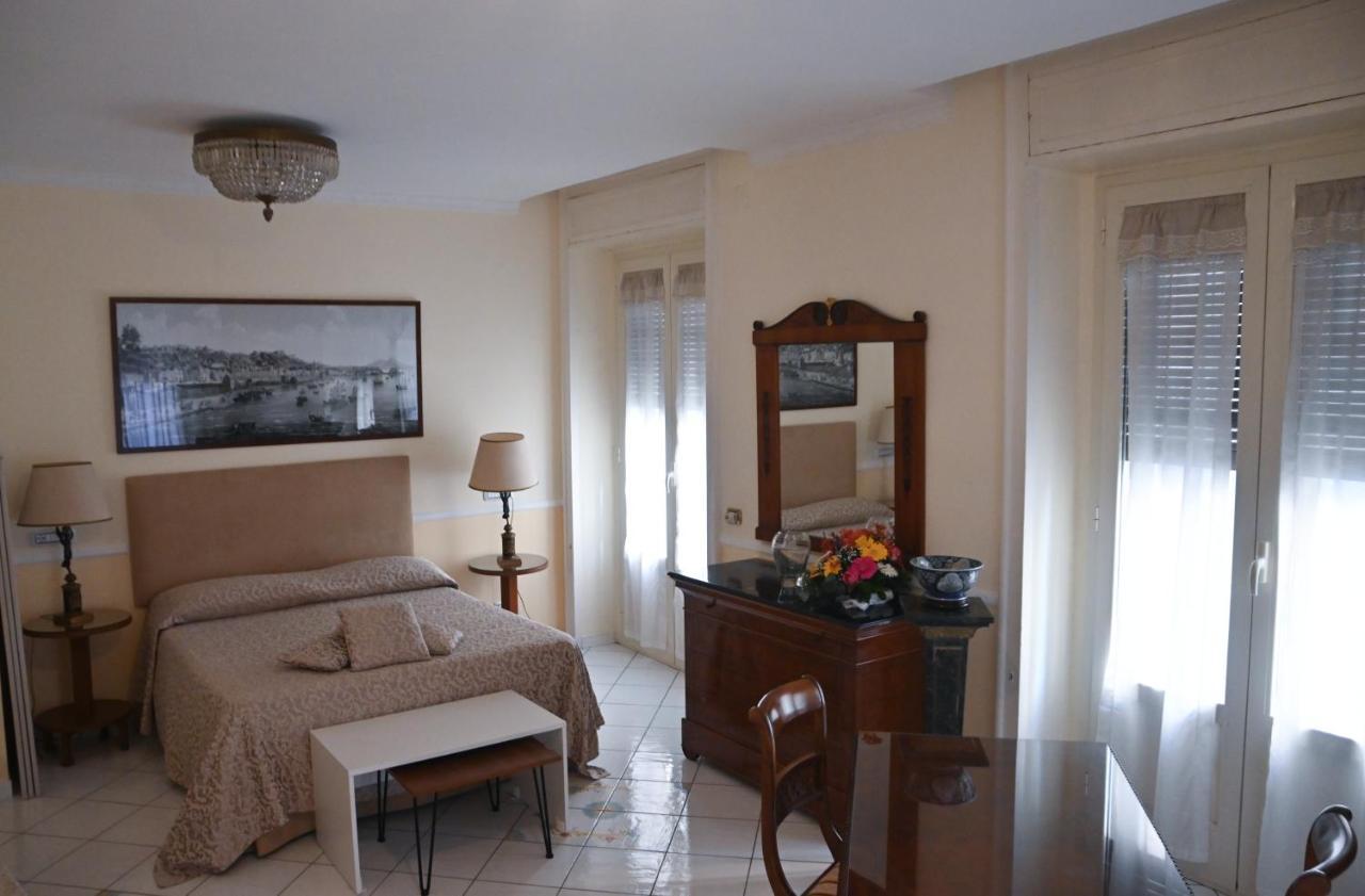 Pagina Storica Di Napoli Apartment Bagian luar foto