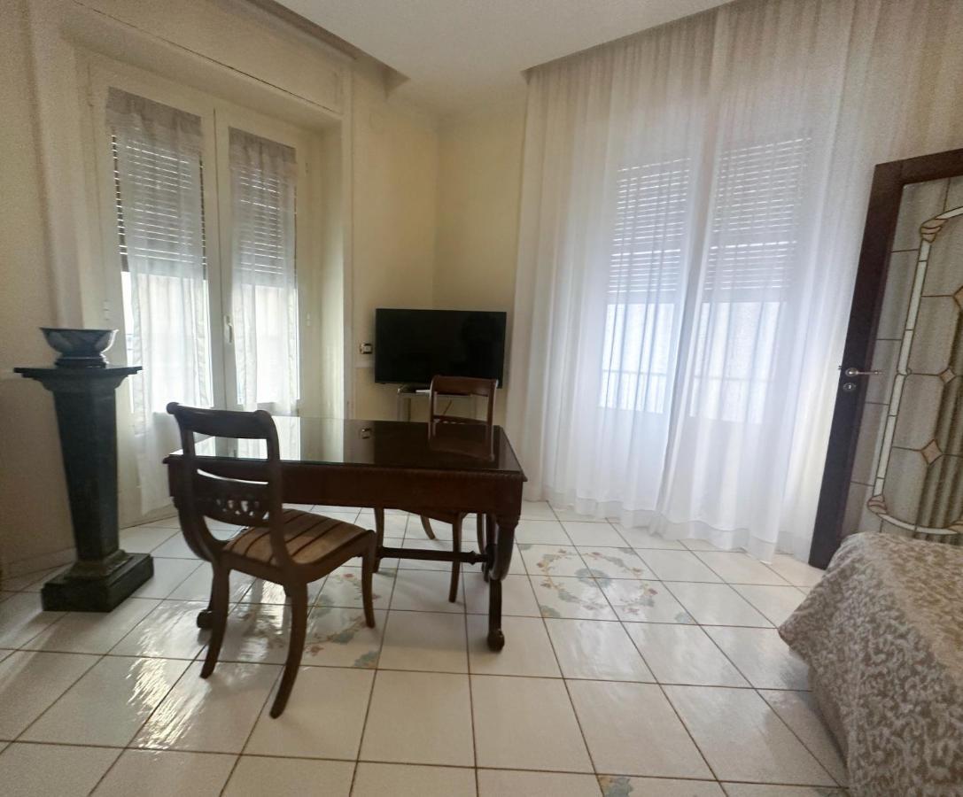 Pagina Storica Di Napoli Apartment Bagian luar foto