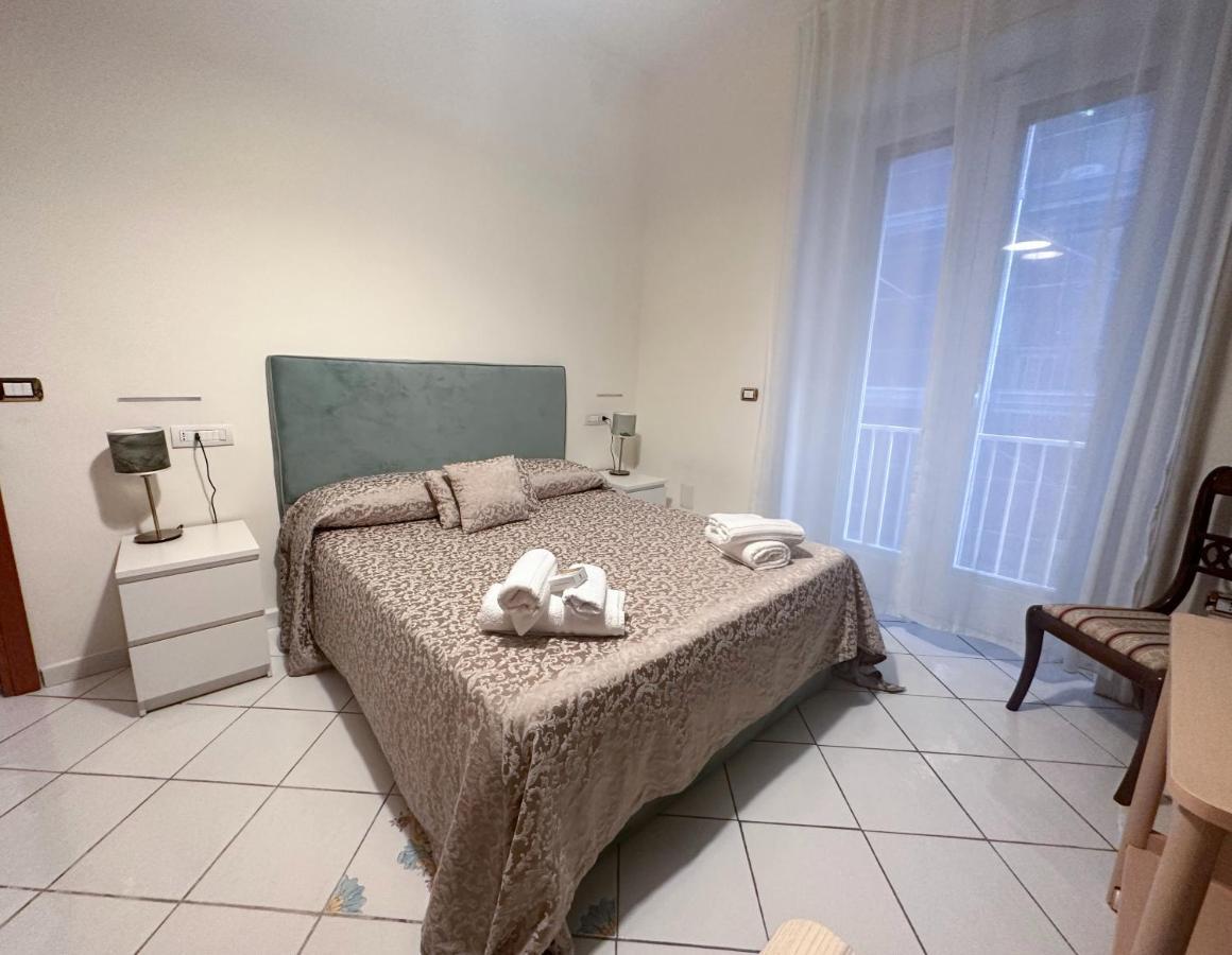 Pagina Storica Di Napoli Apartment Bagian luar foto
