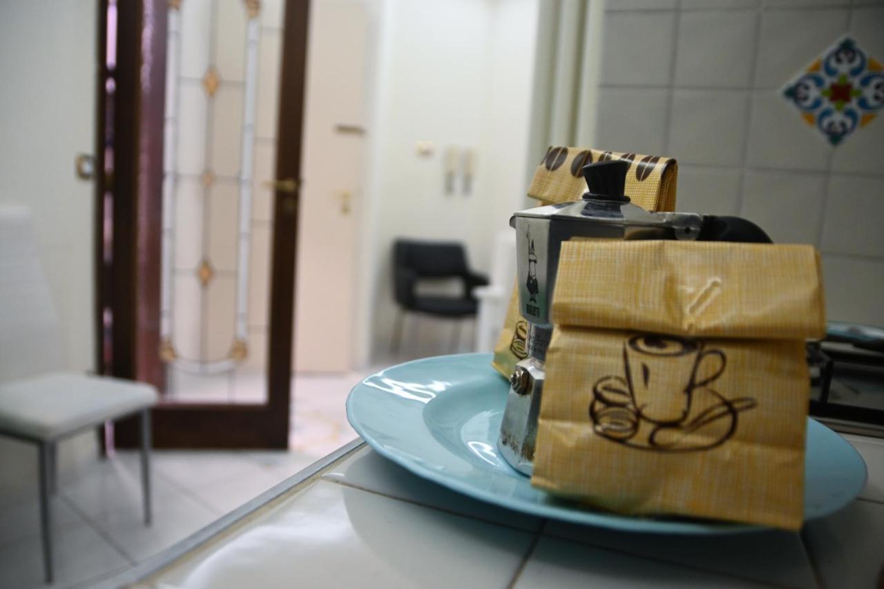 Pagina Storica Di Napoli Apartment Bagian luar foto