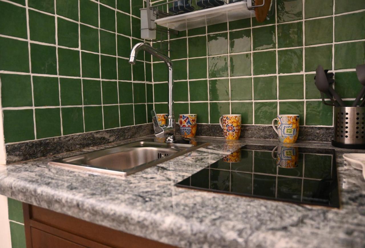 Pagina Storica Di Napoli Apartment Bagian luar foto
